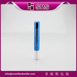 10 ml gulung kaca berwarna biru bermetal pada botol dengan bola logam dan tutup aluminium perak untuk serum mata, minyak esensial
